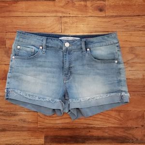 Celebrity Pink "The Honey" jean shorts sz 5/27